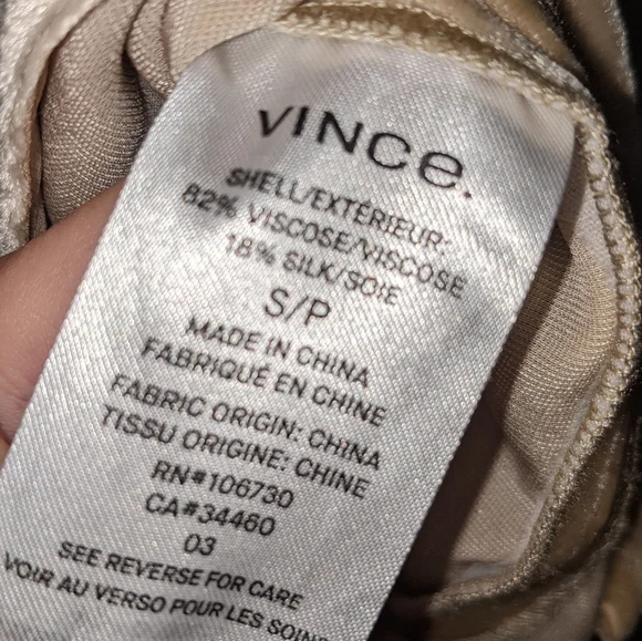 vince. Silk blend velvet top - Picture 5 of 5